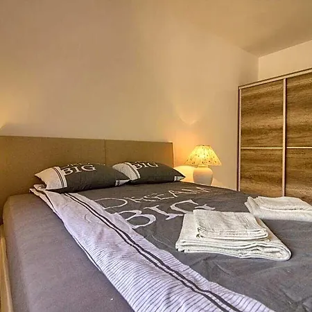Irma Comfortable Golaš
